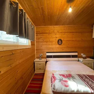 Origjina Farm Chalet
